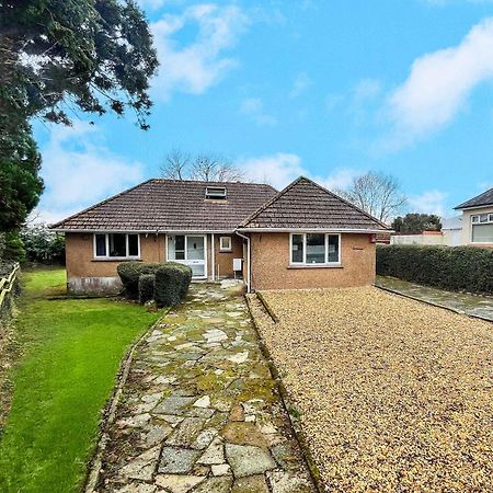 The Lockett Wonderful Large Bungalow Plympton, Plymouth Free Parking By Staystaycations Εξωτερικό φωτογραφία