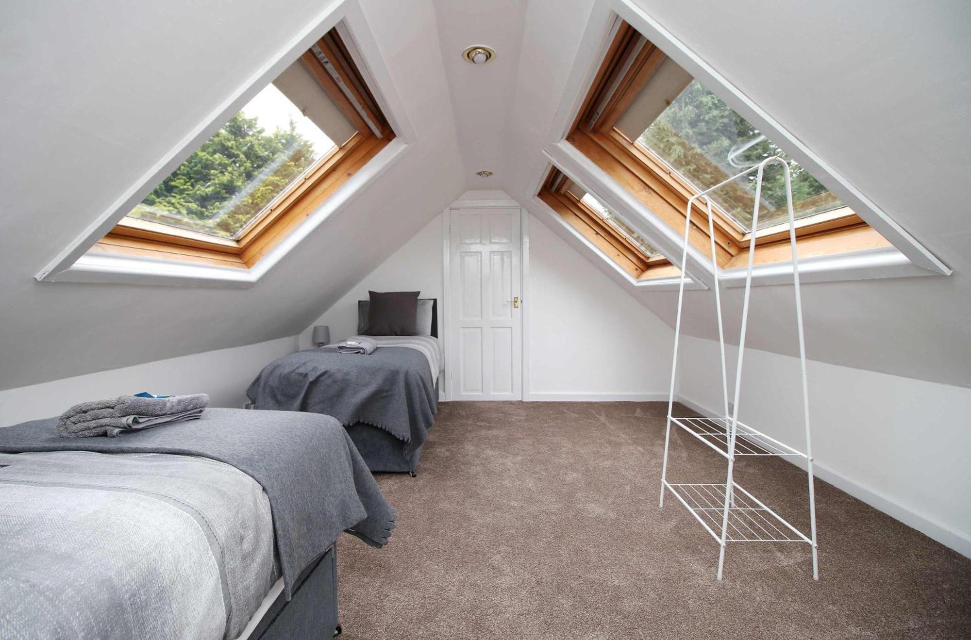 The Lockett Wonderful Large Bungalow Plympton, Plymouth Free Parking By Staystaycations Εξωτερικό φωτογραφία
