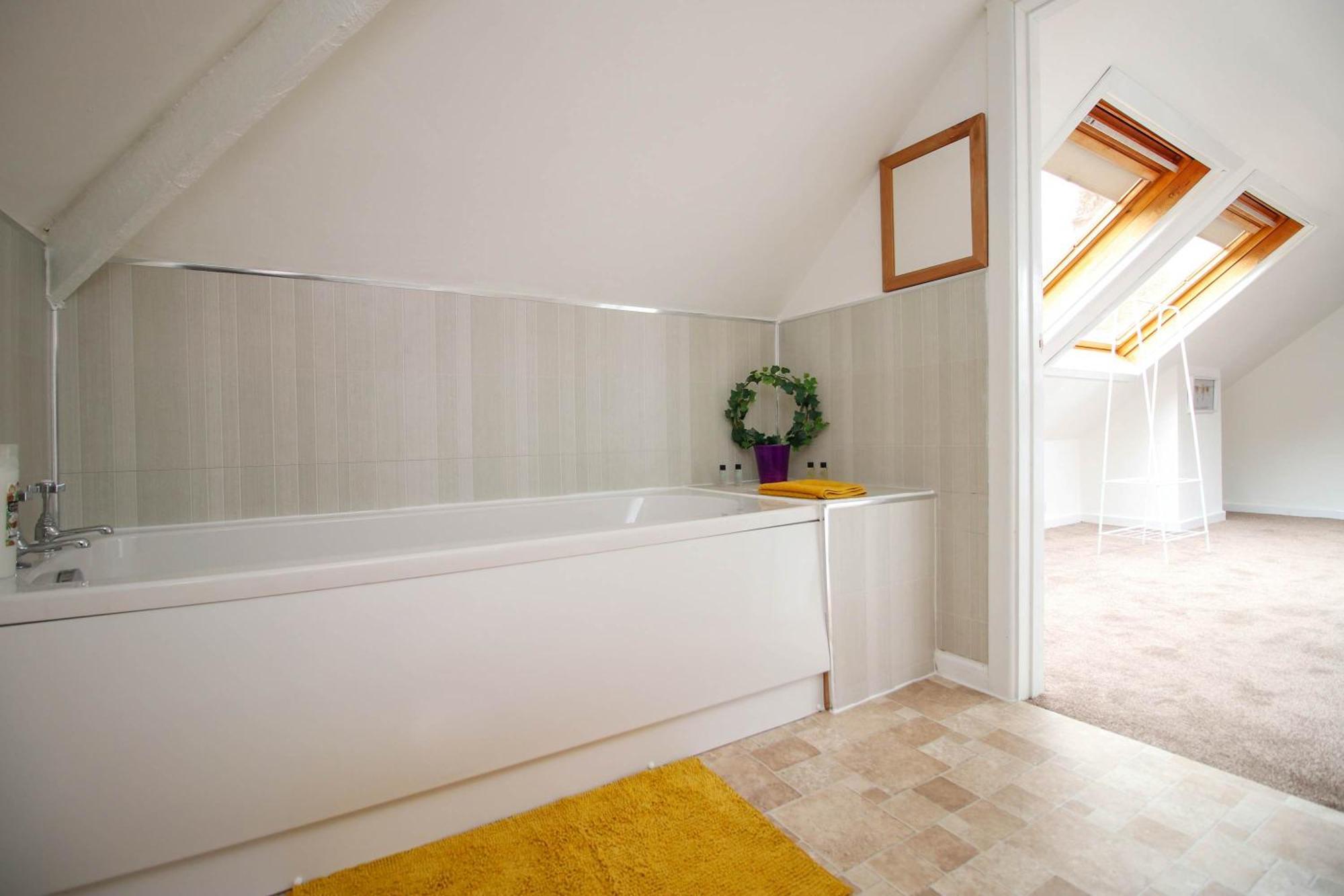 The Lockett Wonderful Large Bungalow Plympton, Plymouth Free Parking By Staystaycations Εξωτερικό φωτογραφία