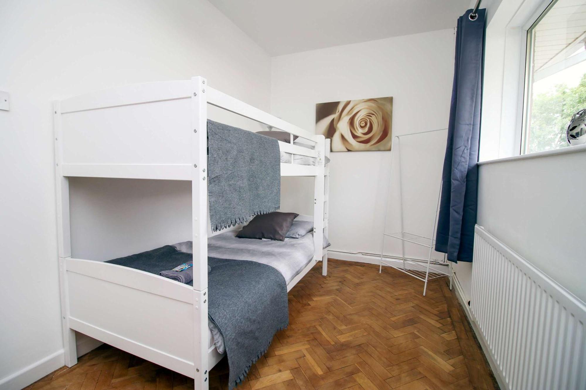 The Lockett Wonderful Large Bungalow Plympton, Plymouth Free Parking By Staystaycations Εξωτερικό φωτογραφία
